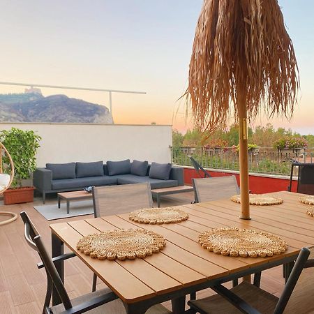 Apartmán La Casa Di Rosa Oliveri Exteriér fotografie